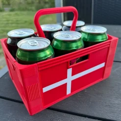 Dannebrog / Fødselsdags Ølkasse – til 6 dåser (330 ml)