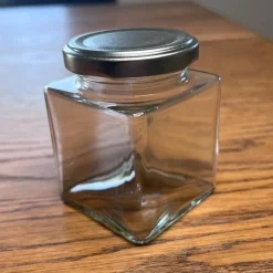 Firkantet Krydderiglas / Sylteglas med sølv låg – 212 ml